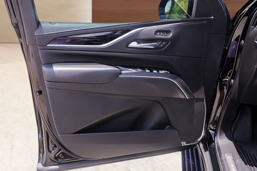 Certified 2023 Cadillac Escalade V AWD/4WD image 24