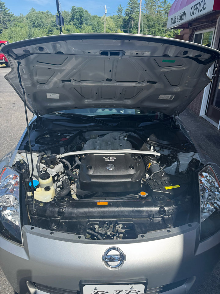 Used 2004 Nissan 350Z Touring image 13