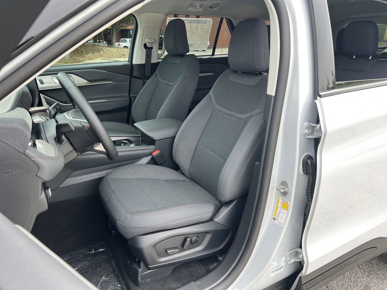 New 2026 Ford Explorer Active image 15