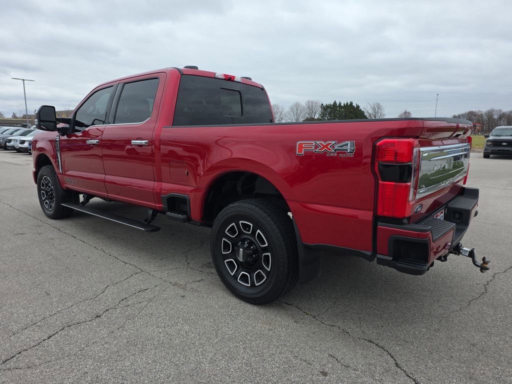 Used 2024 Ford F250 Platinum w/ FX4 Off-Road Package image 6
