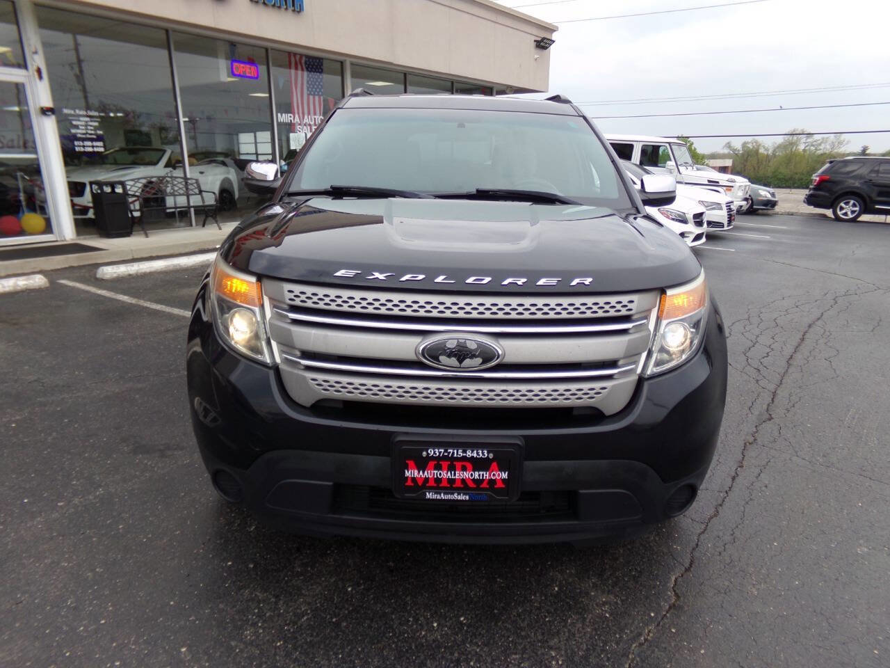 Used 2013 Ford Explorer FWD image 2