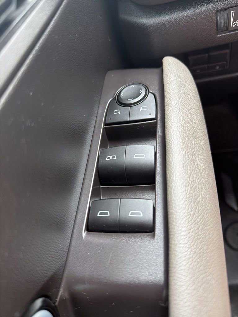 Used 2025 Chevrolet Colorado ZR2 w/ Technology Package AWD/4WD image 26