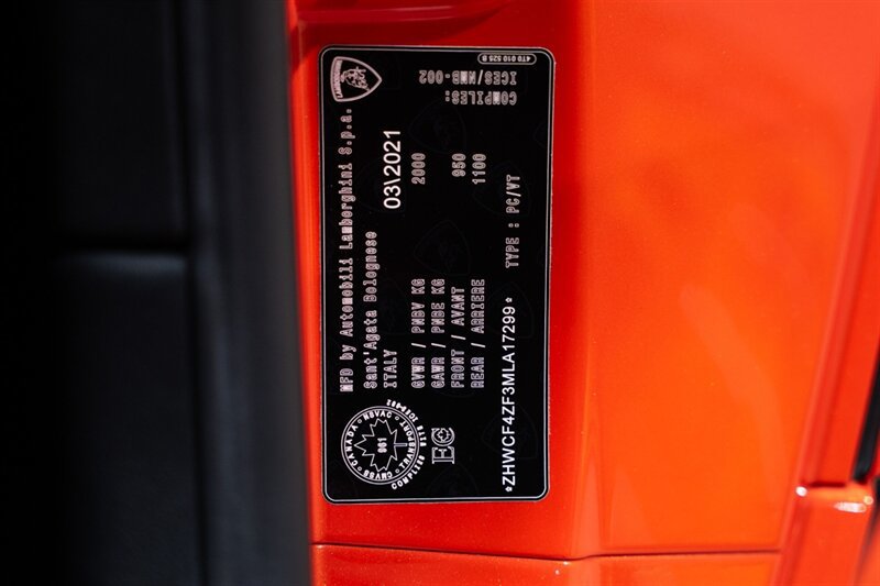 Used 2021 Lamborghini Huracan EVO AWD/4WD image 26