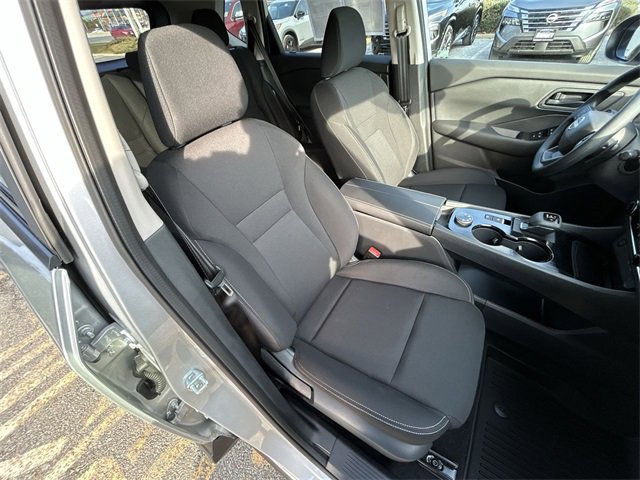 Certified 2025 Nissan Rogue S image 14