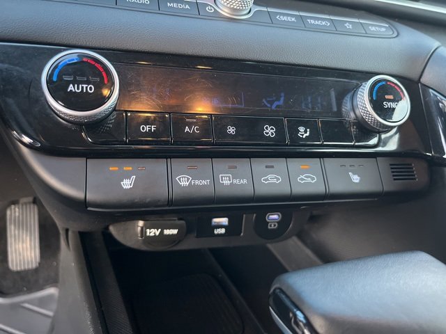Used 2024 Hyundai Elantra SEL w/ Convenience Package image 17