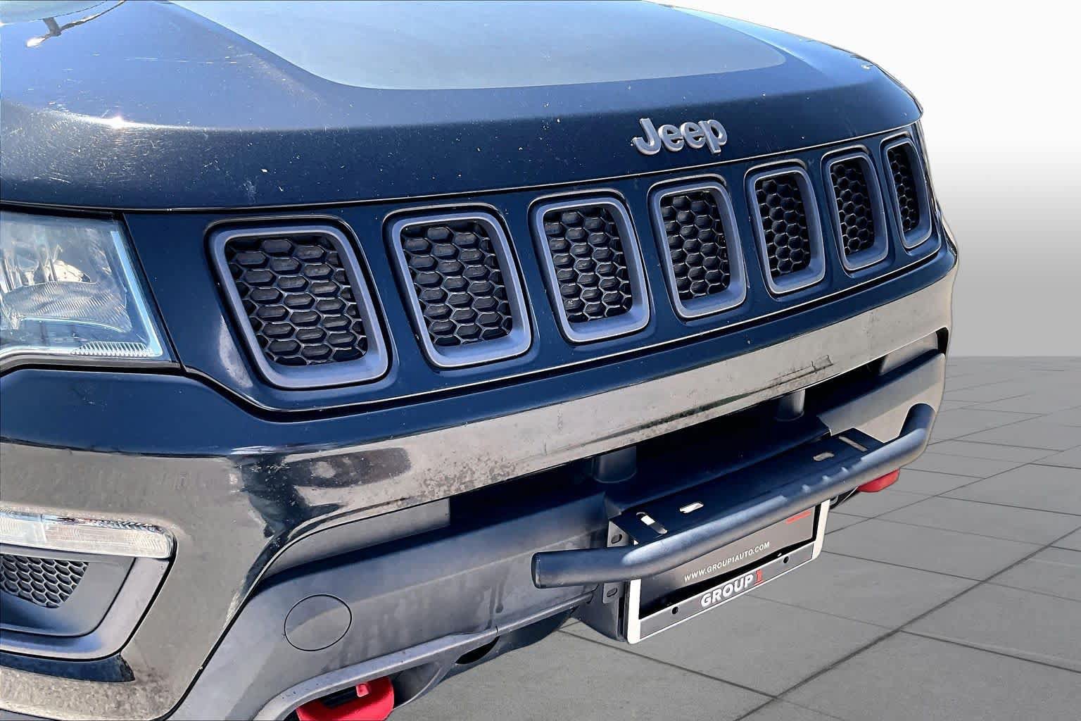 Used 2021 Jeep Compass Trailhawk AWD/4WD image 30