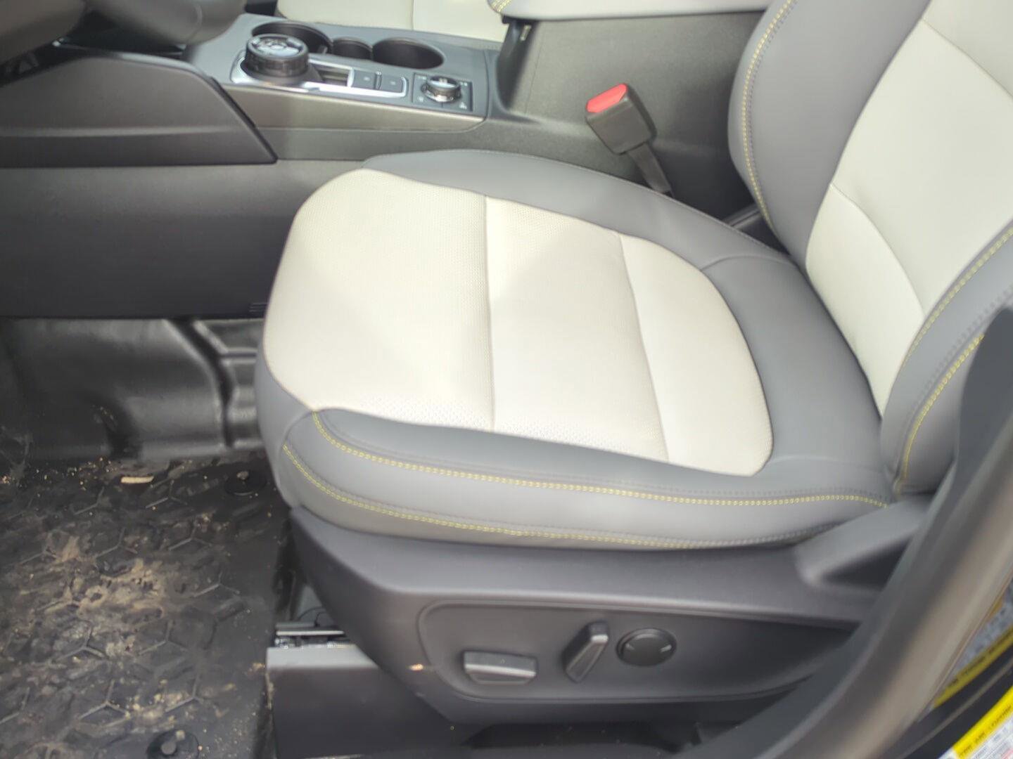 New 2025 Ford Bronco Sport Badlands w/ Sasquatch Badlands Package image 12