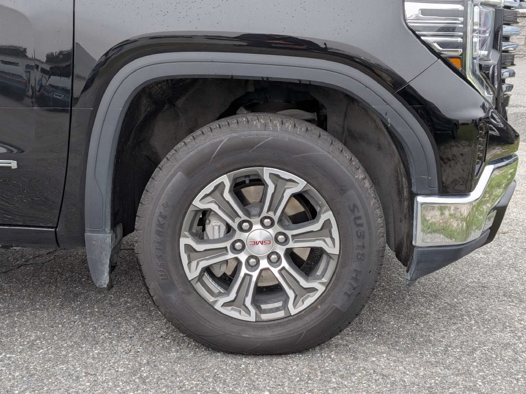 Used 2025 GMC Sierra 1500 SLT RWD image 11