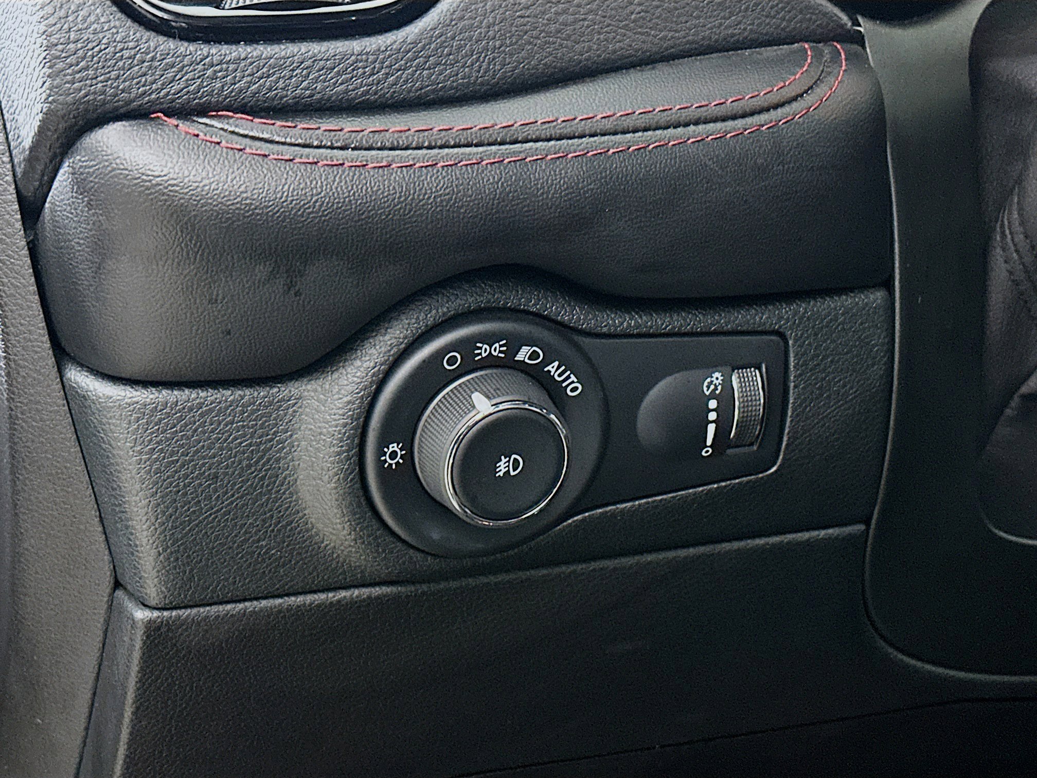 Used 2023 Dodge Durango GT image 10