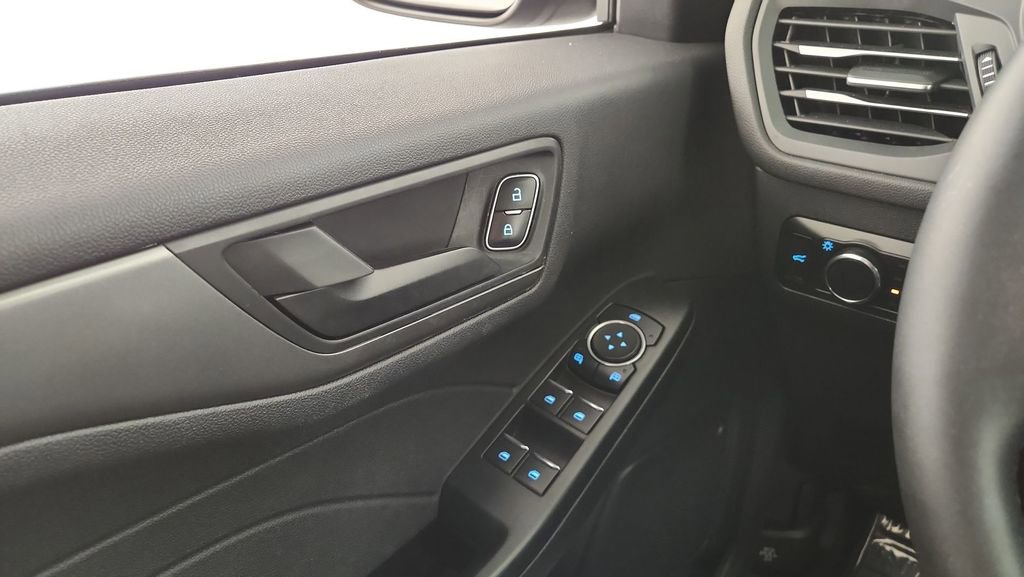 Used 2023 Ford Escape Active image 15