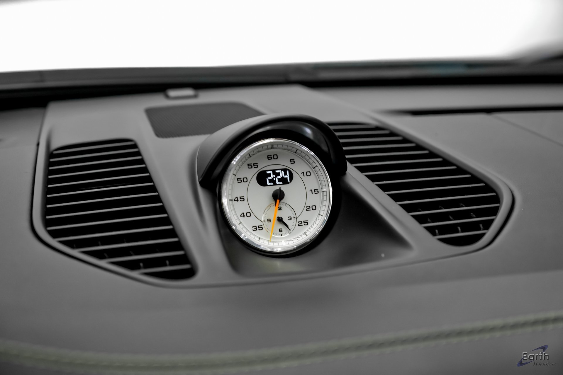 Used 2019 Porsche 911 GT2 RS w/ Weissach Package image 81