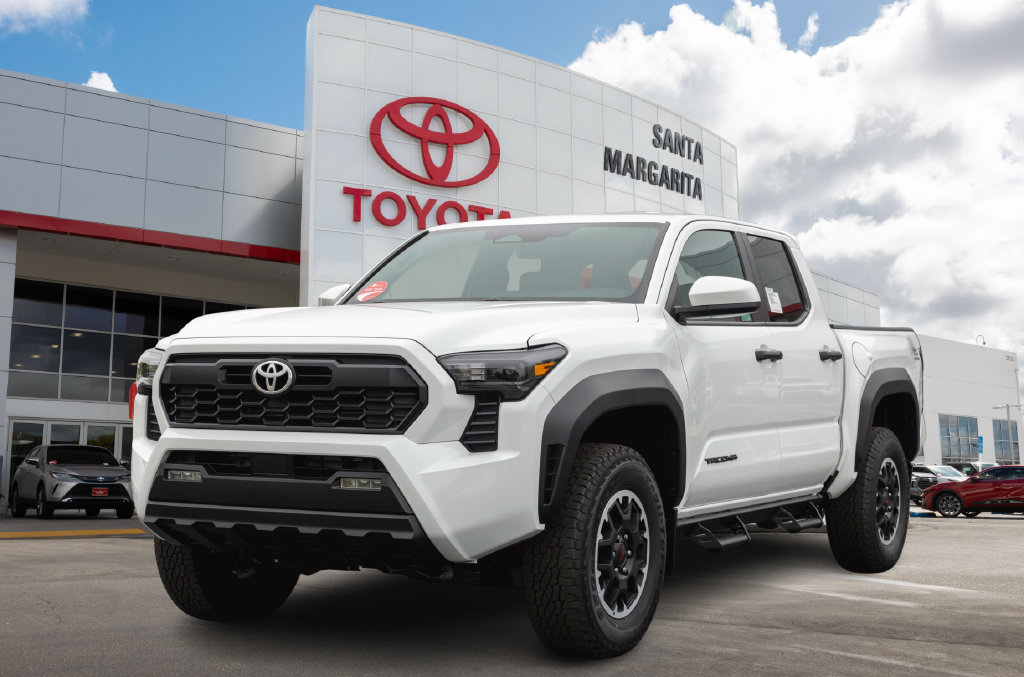 New 2026 Toyota Tacoma TRD Off-Road AWD/4WD image 1