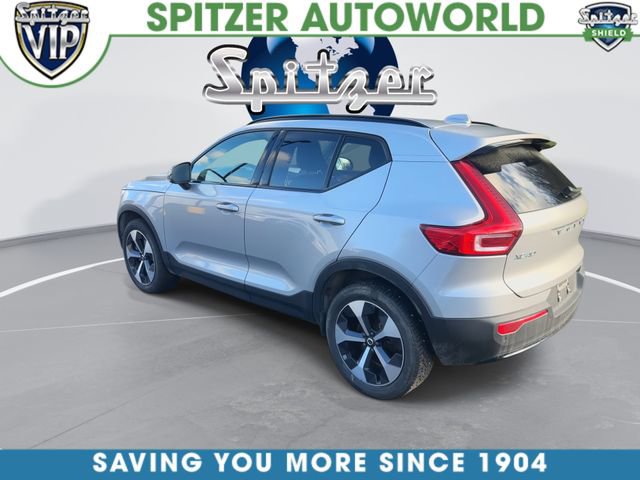 Used 2023 Volvo XC40 B5 Plus w/ Protection Package Premier image 8