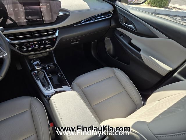 Used 2025 Buick Envista Avenir image 16