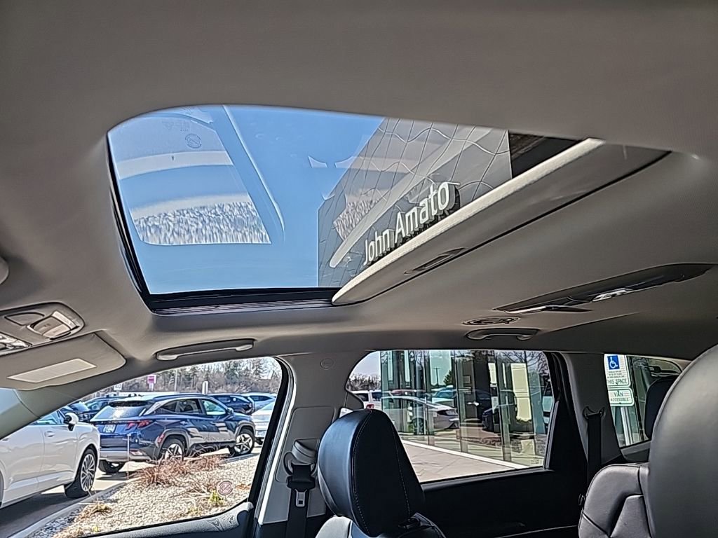 Used 2025 Kia Telluride S image 28