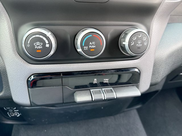 Used 2023 RAM 1500 Lone Star AWD/4WD image 19