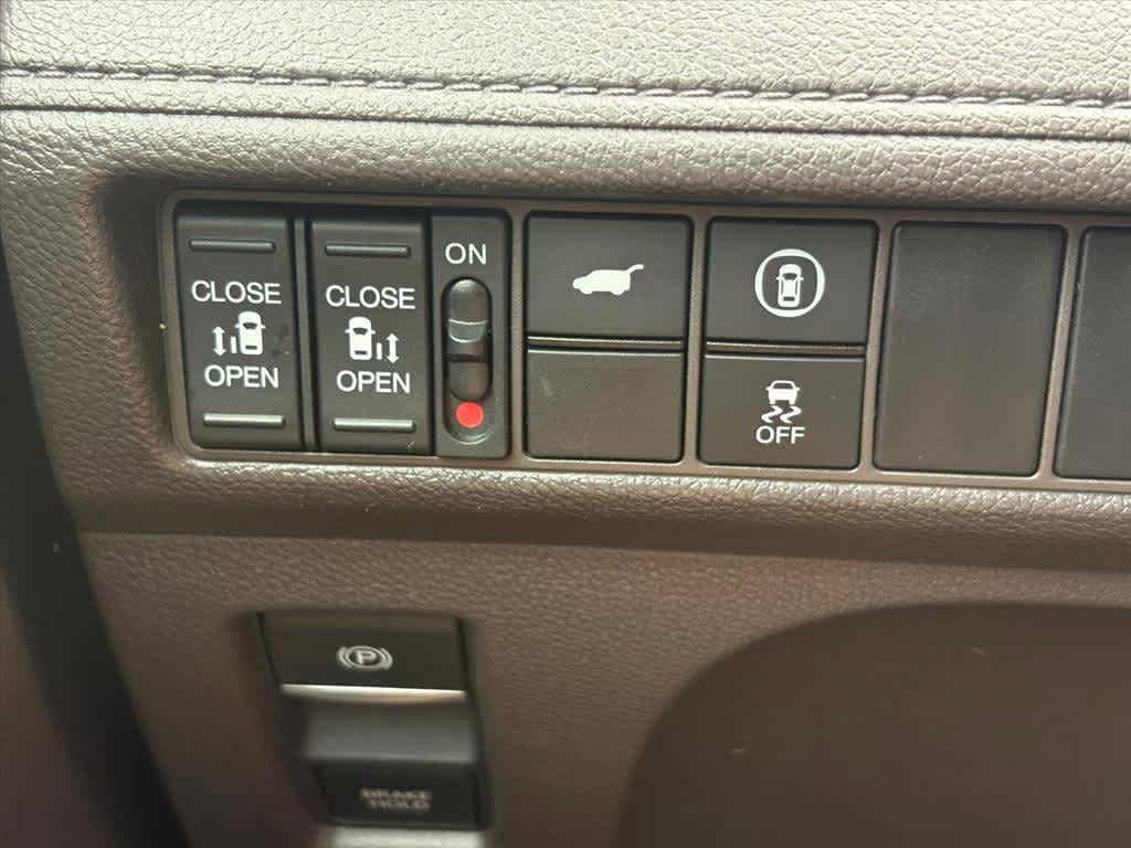 Used 2021 Honda Odyssey EX-L image 18
