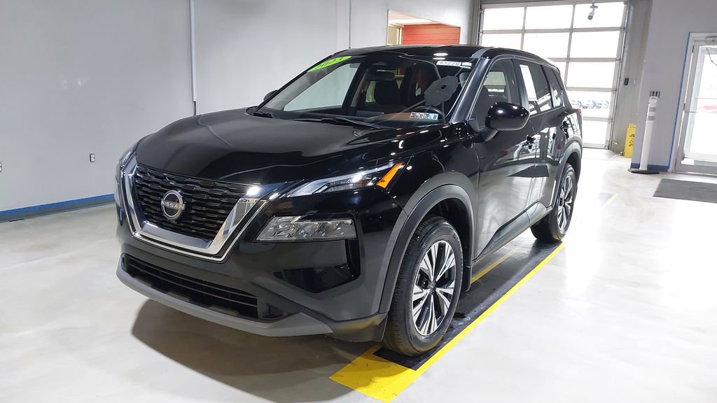 Used 2023 Nissan Rogue SV image 18