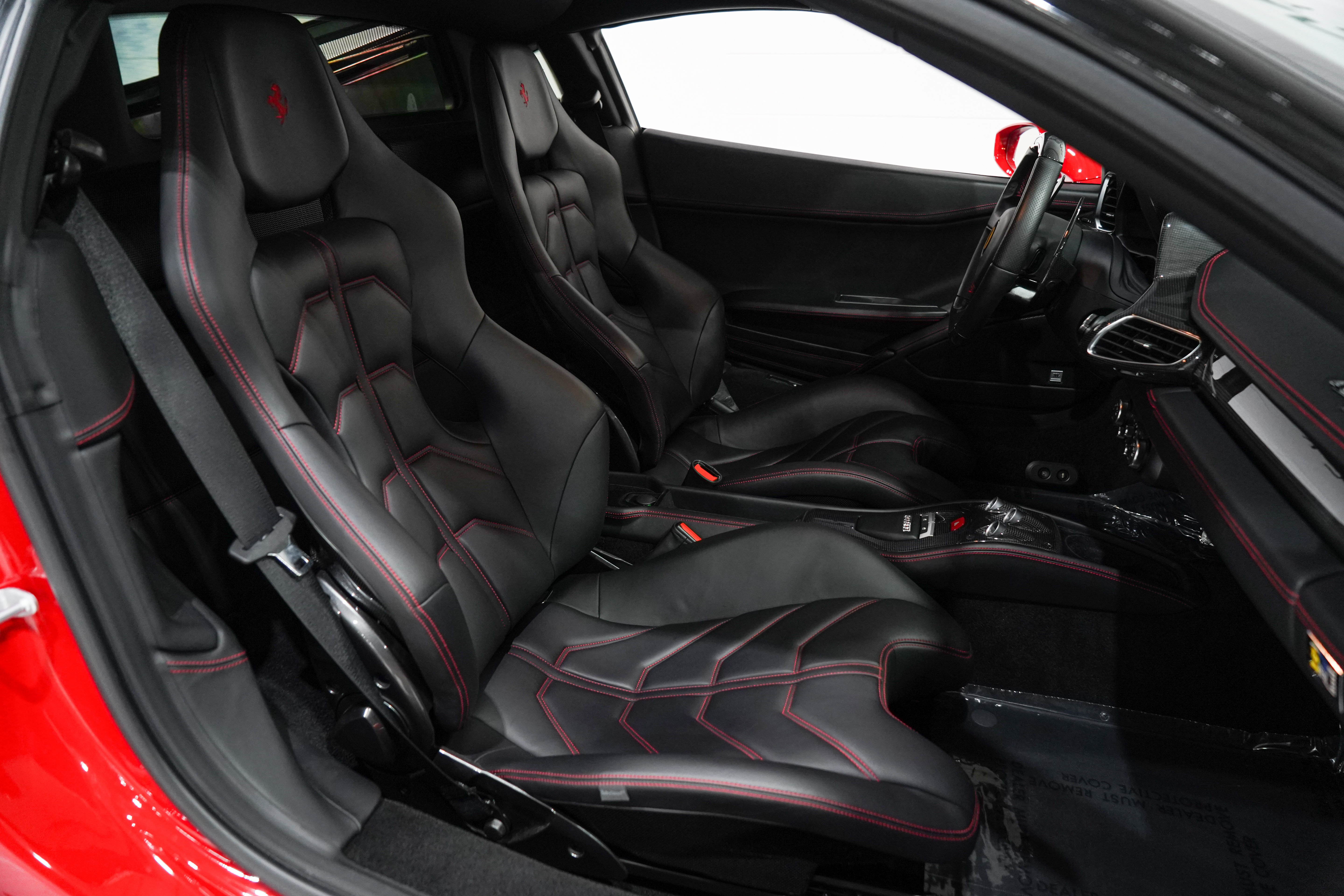 Used 2014 Ferrari 458 Italia Coupe RWD image 15