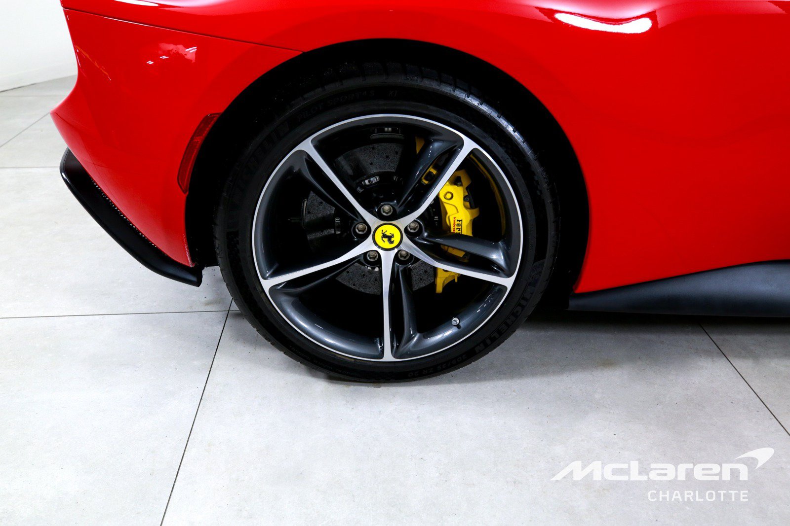 Used 2023 Ferrari 296 GTB RWD image 27