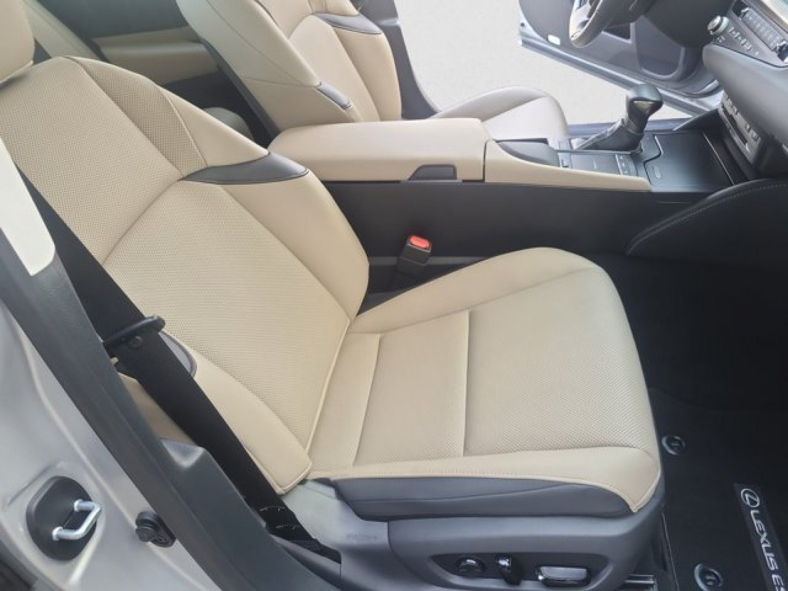 Used 2021 Lexus ES 250 w/ Premium Package AWD/4WD image 21