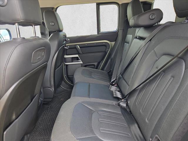 Used 2020 Land Rover Defender 110 SE AWD/4WD image 17