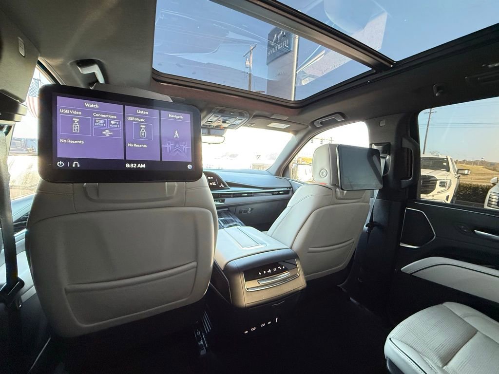 Used 2021 Cadillac Escalade Sport w/ Driver Assist Tech Package image 26