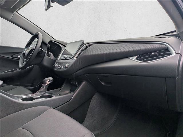 Certified 2025 Chevrolet Malibu RS image 22