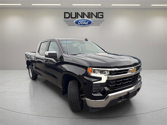Used 2023 Chevrolet Silverado 1500 LT w/ Protection Package image 4