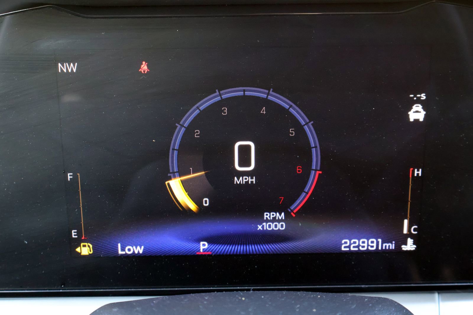 Used 2025 Chevrolet Trax LT image 29