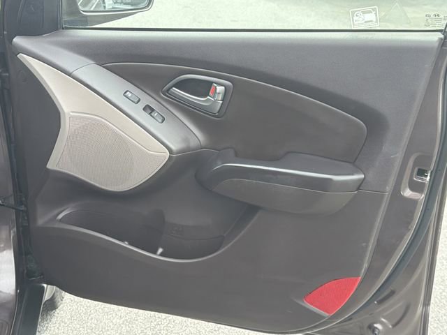 Used 2014 Hyundai Tucson SE image 14