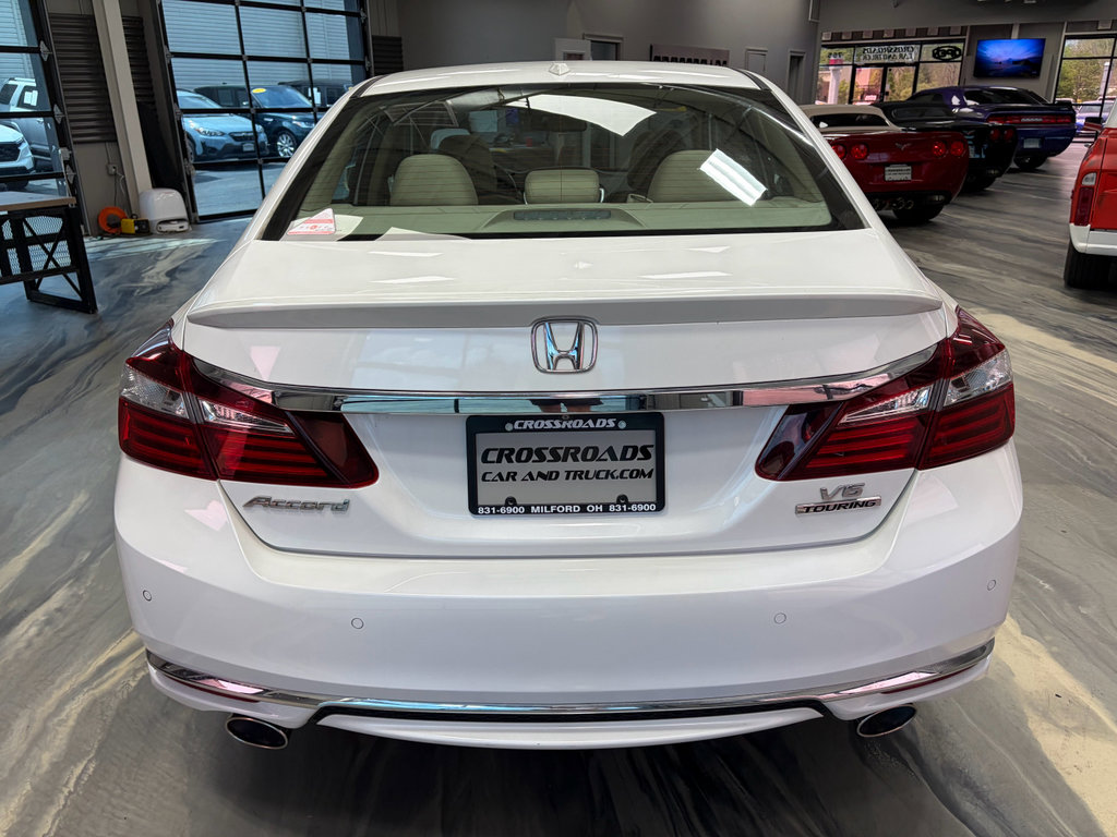 Used 2016 Honda Accord Touring image 38