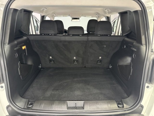 Used 2023 Jeep Renegade Latitude image 24