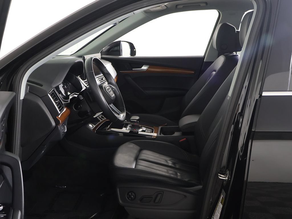 Used 2023 Audi Q5 2.0T Premium w/ Convenience Package AWD/4WD image 27