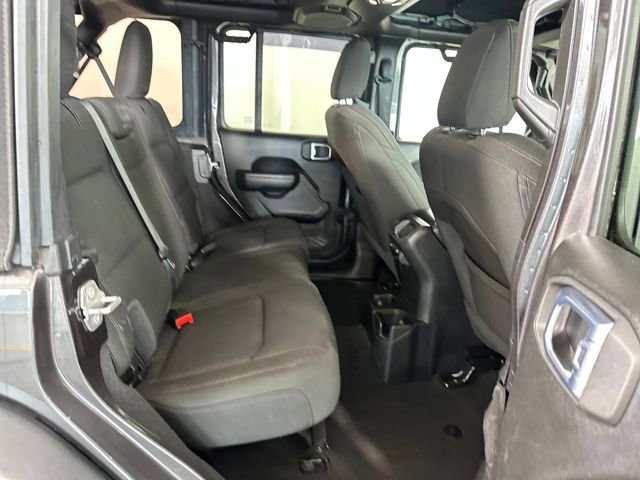 Used 2021 Jeep Wrangler Unlimited Sport image 27