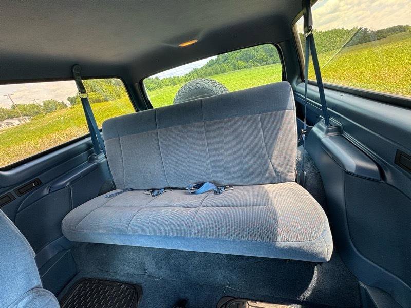 Used 1994 Ford Bronco XLT AWD/4WD image 15