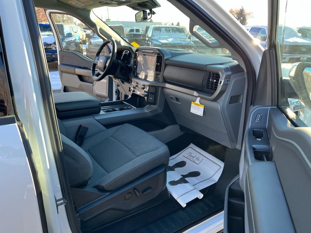 New 2025 Ford F150 XLT w/ Equipment Group 303A High image 25