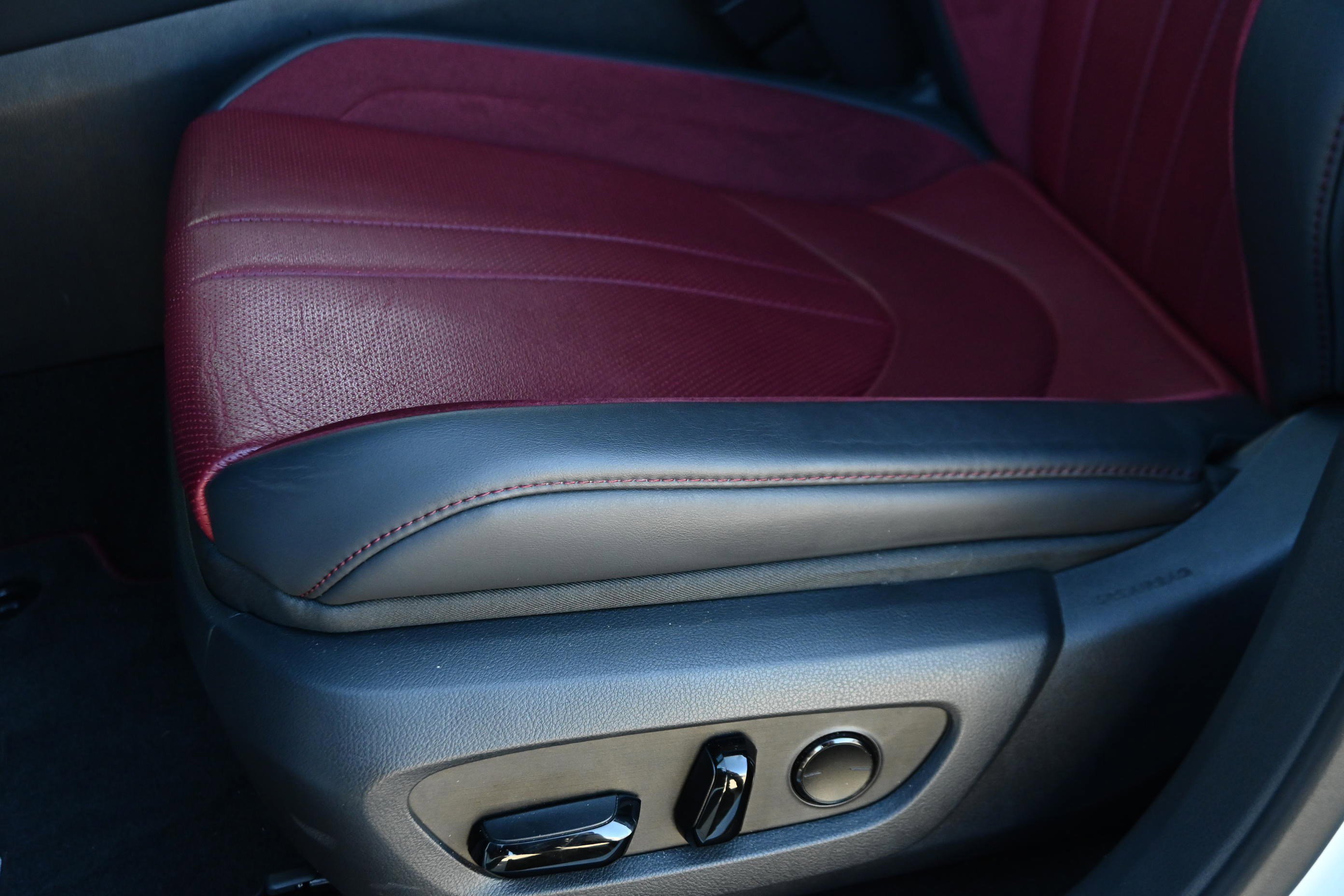 Used 2024 Lexus RX 500h F Sport image 28