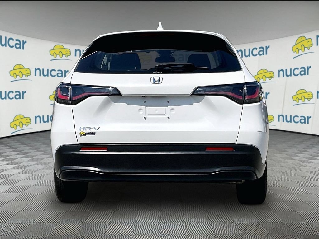 Used 2023 Honda HR-V LX image 5