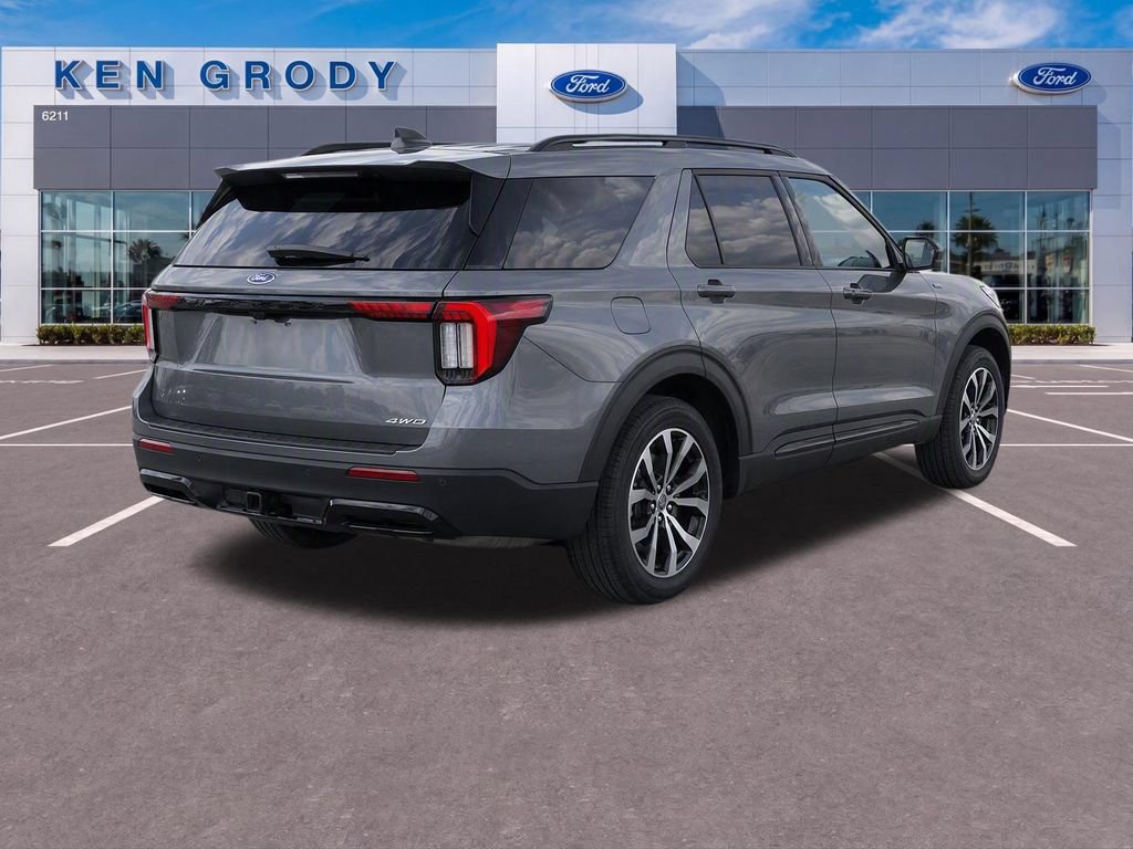 Used 2026 Ford Explorer ST-Line AWD/4WD image 4