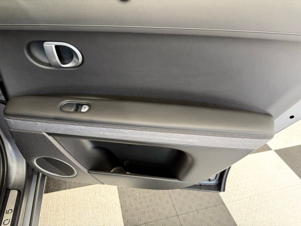 Used 2023 Hyundai Ioniq 5 Limited w/ Cargo Package RWD image 30