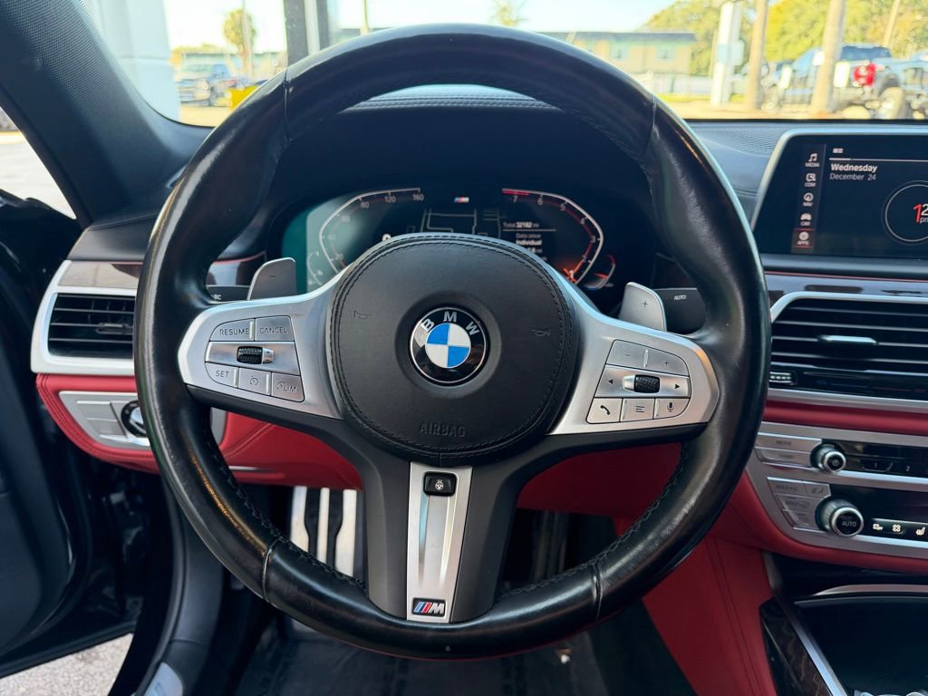 Used 2022 BMW 740i xDrive w/ M Sport Package image 16