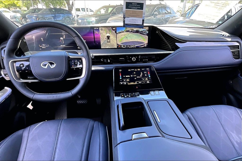 Used 2026 INFINITI QX80 4WD w/ Sport Exterior Package image 17