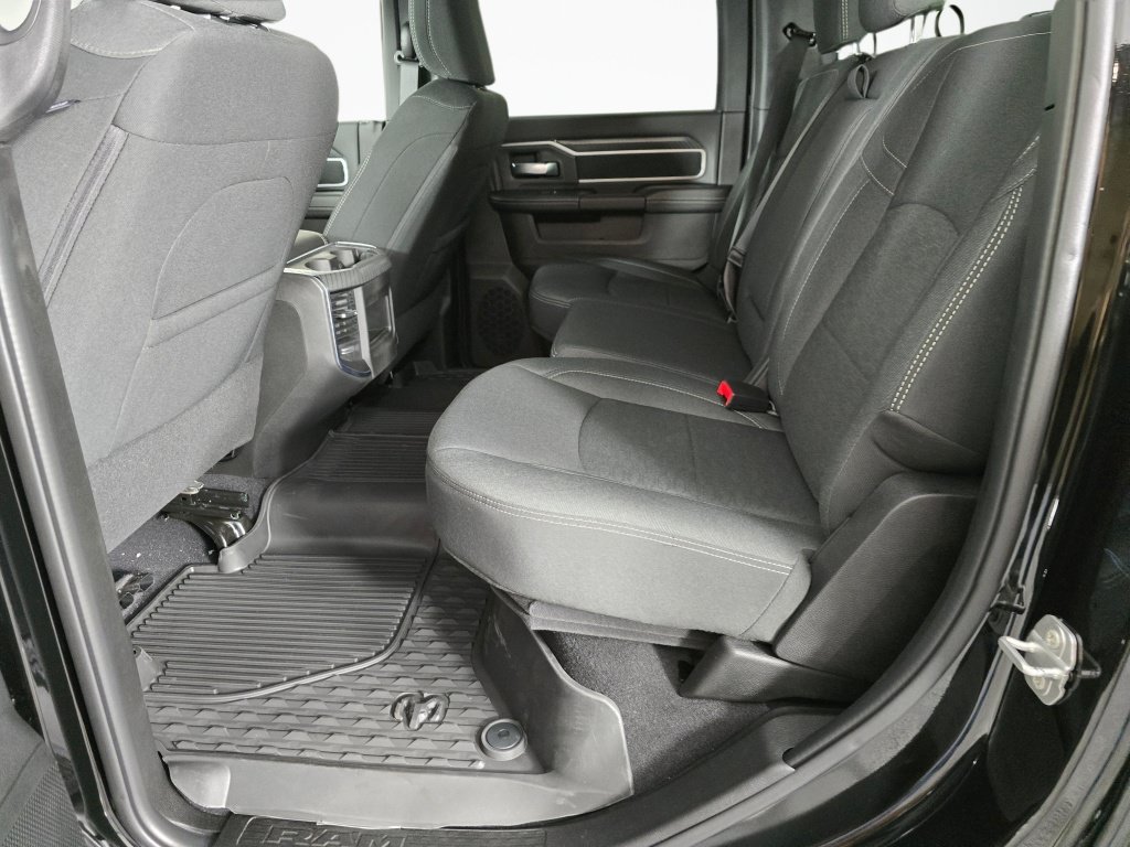 New 2026 RAM 3500 Big Horn AWD/4WD image 24