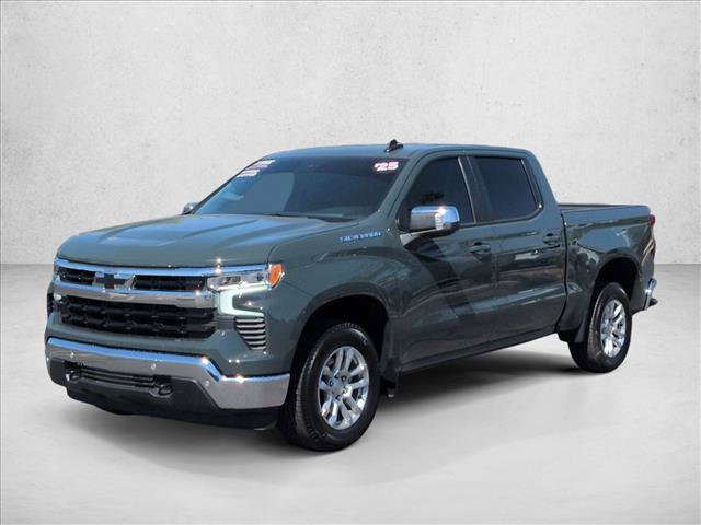 Used 2025 Chevrolet Silverado 1500 LT w/ Safety Package RWD image 4