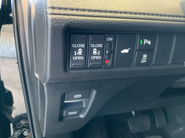 New 2026 Honda Odyssey Touring image 9