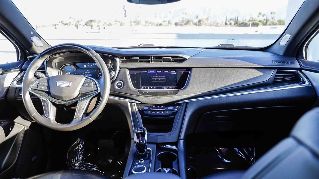 Used 2023 Cadillac XT5 Premium Luxury AWD/4WD image 15