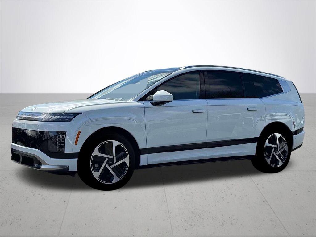 New 2026 Hyundai Ioniq 9 Calligraphy image 2
