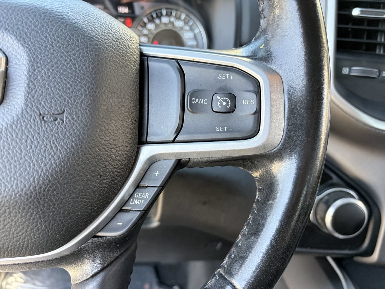 Used 2022 RAM 1500 Big Horn RWD image 22