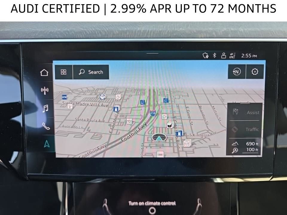 Used 2024 Audi Q8 e-tron Prestige image 13